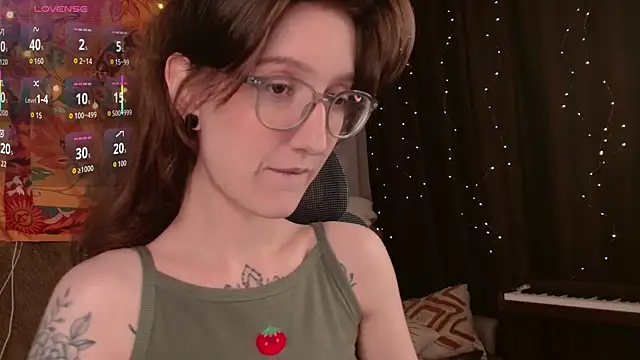 lolami  online show from 07/04/26, 07:26
