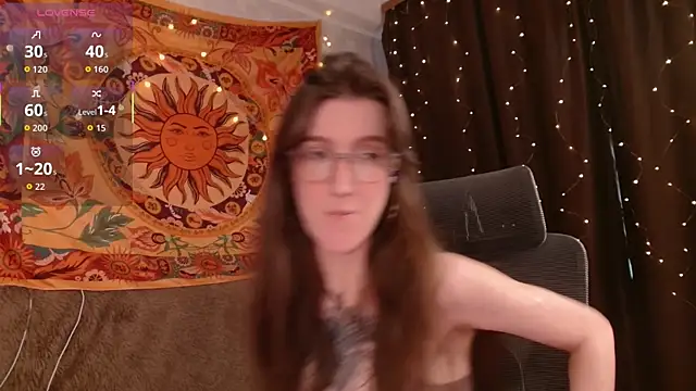 lolami  online show from 04/07/26, 07:43