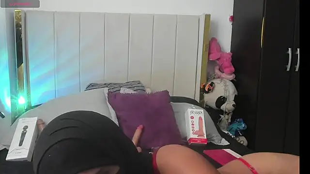 Snapshot of zahra_zaid chatting on 02/11/26, 08:52 zahra zaid online show from 02/11/26, 08:52