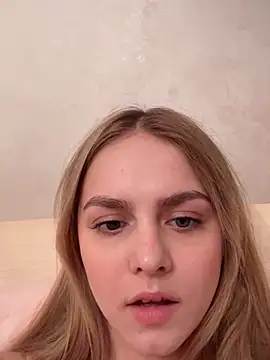 Snapshot of lillit_vivit chatting on 02/19/26, 11:18 lillit vivit online show from 02/19/26, 11:18