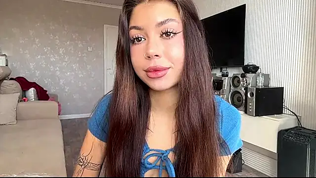 You Club Winx online show from 03/28/26, 07:09