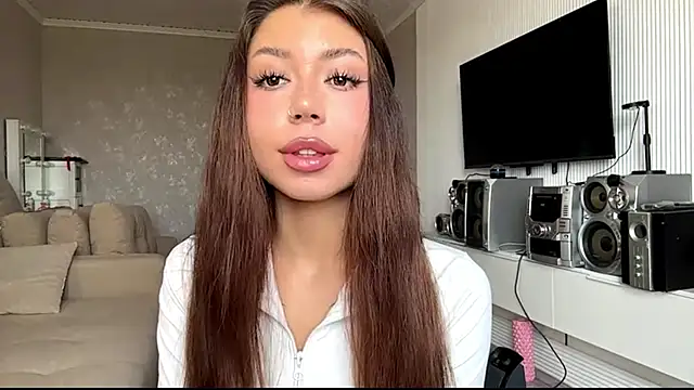 You Club Winx online show from 05/03/26, 07:24