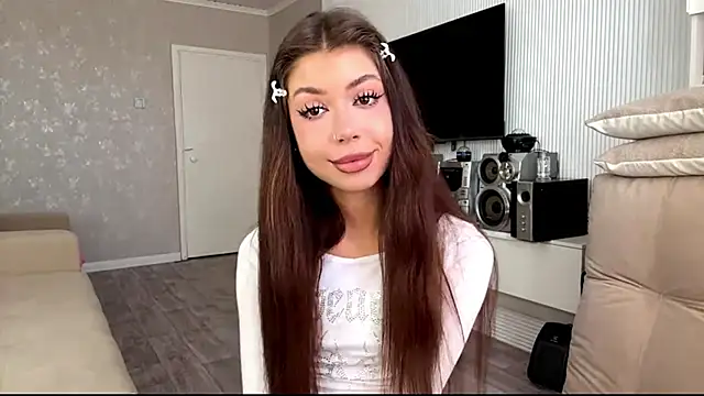 You Club Winx online show from 03/21/26, 07:09