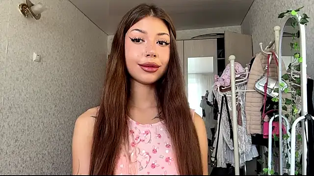 Snapshot of You_Club_Winx chatting on 07/19/26, 08:12 You Club Winx online show from 07/19/26, 08:12