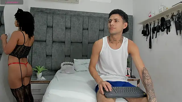 NaughtyVibes OS online show from 04/16/26, 02:12