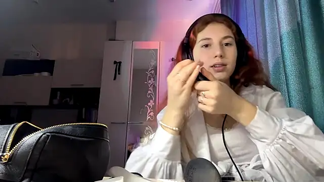 AliceCarrol online show from 03/01/26, 02:39