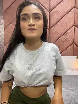 Sunny Linn online show from 04/14/26, 10:42