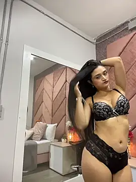 Sunny Linn online show from 04/01/26, 10:16