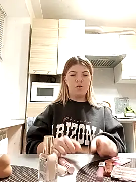 Snapshot of EvaTallor chatting on 02/14/26, 04:51 EvaTallor online show from 02/14/26, 04:51