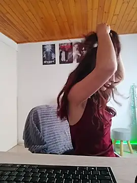 Snapshot of gris26 chatting on 03/03/26, 01:07 gris26 online show from 03/03/26, 01:07