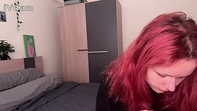 pixieyes00n online show from 02/15/26, 02:12