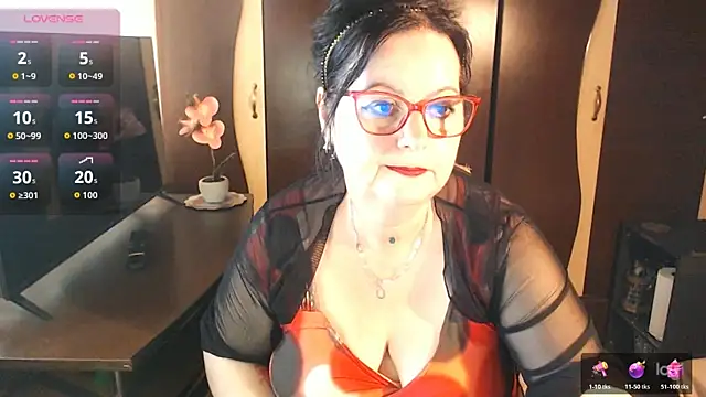 exiMIlf online show from 05/31/26, 11:05