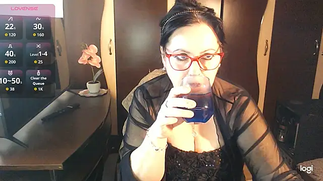 exiMIlf online show from 05/03/26, 11:15