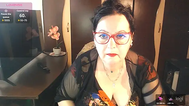 exiMIlf online show from 05/22/26, 12:47