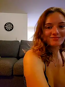 Snapshot of sweetsophie69 chatting on 05/08/26, 01:20 sweetsophie69 online show from 05/08/26, 01:20