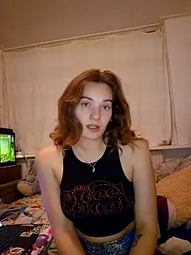 sweetsophie69 online show from 03/12/26, 07:40