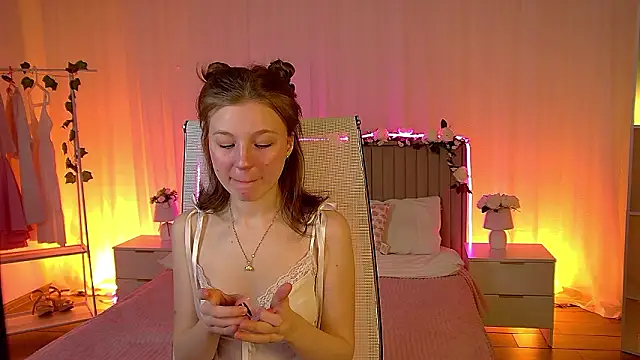 ElliFrankenweenie online show from 03/15/26, 07:04