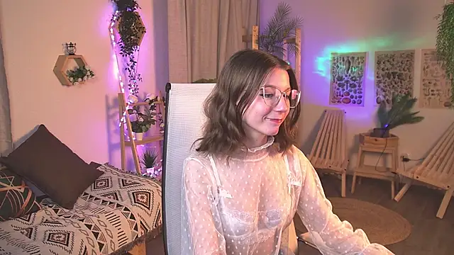 ElliFrankenweenie online show from 04/02/26, 06:20