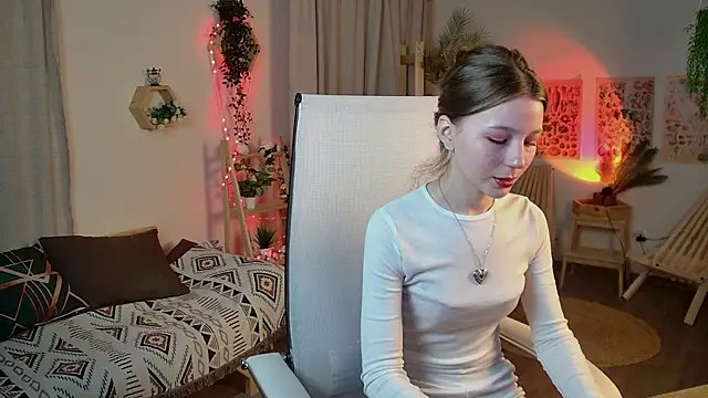 ElliFrankenweenie online show from 04/11/26, 06:10