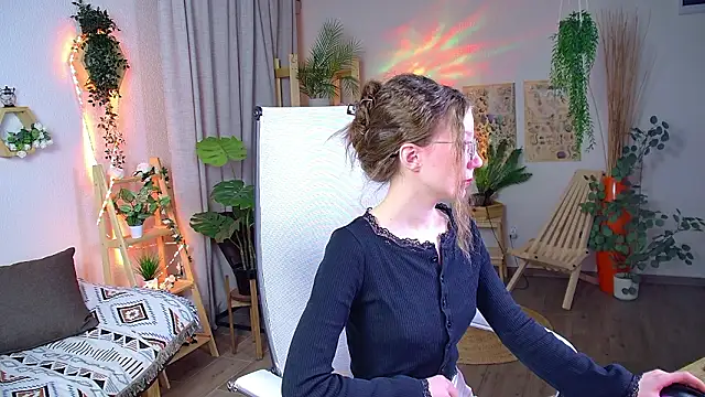 ElliFrankenweenie online show from 03/11/26, 07:02