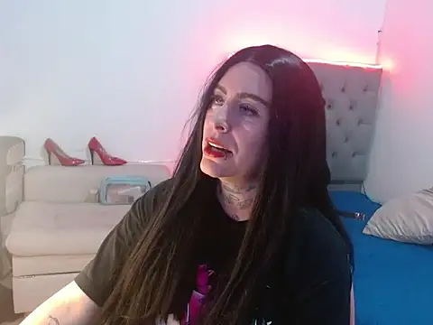 mia vantt online show from 03/23/26, 10:53