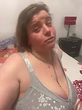 Laura-Loveyou online show from 02/16/26, 03:10