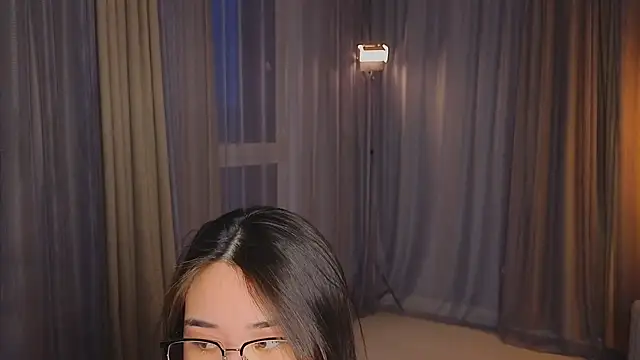 Snapshot of RegeniaPervis chatting on 02/23/26, 01:44 RegeniaPervis online show from 02/23/26, 01:44