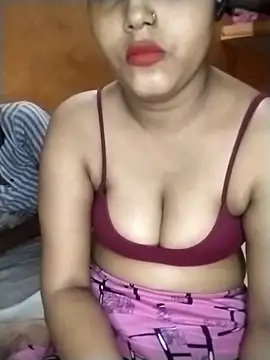 Nency Love143 online show from 05/02/26, 06:57
