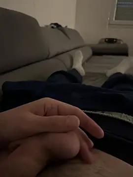 J3r3m66 online show from 04/04/26, 06:36