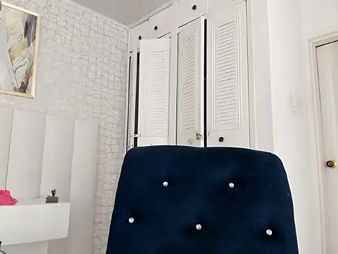 AngellHott  online show from 03/06/26, 10:38