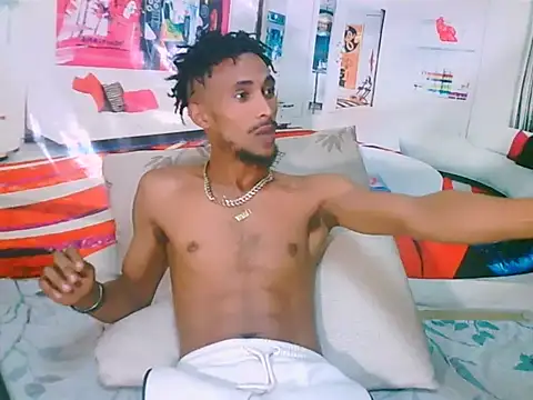 Snapshot of EroticPoison69 chatting on 02/19/26, 06:16 EroticPoison69 online show from 02/19/26, 06:16