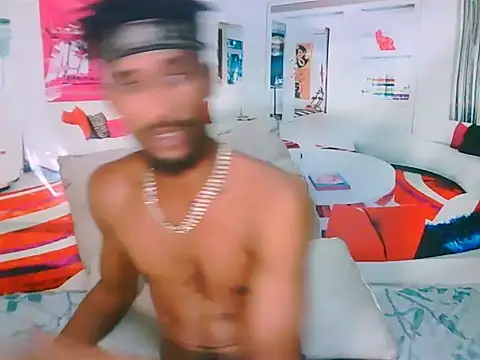 Snapshot of EroticPoison69 chatting on 02/16/26, 05:44 EroticPoison69 online show from 02/16/26, 05:44