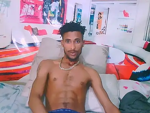 Snapshot of EroticPoison69 chatting on 02/24/26, 05:47 EroticPoison69 online show from 02/24/26, 05:47