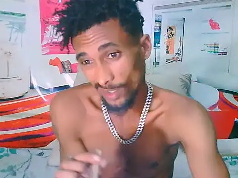 Snapshot of EroticPoison69 chatting on 02/12/26, 04:18 EroticPoison69 online show from 02/12/26, 04:18