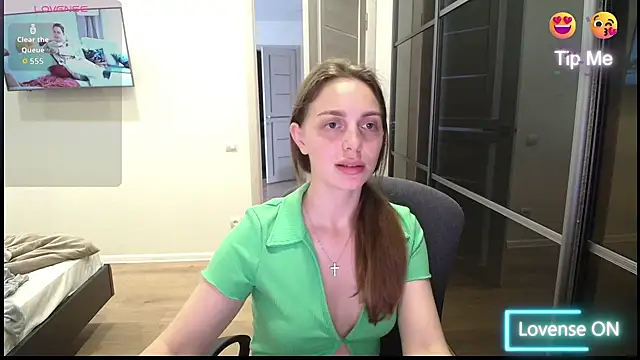 Snapshot of _julia_wonderful_ chatting on 05/13/26, 06:31 julia wonderful online show from 05/13/26, 06:31