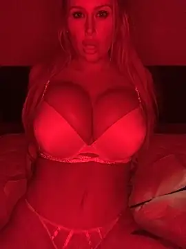 ArabellaJames online show from 03/25/26, 01:06