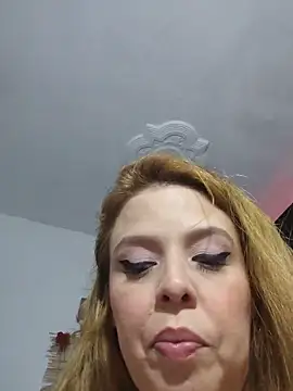 laila d online show from 05/30/26, 12:06