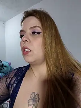 laila d online show from 05/06/26, 02:48