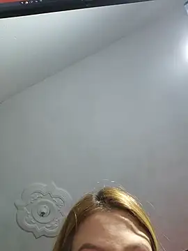 laila d online show from 05/15/26, 07:12