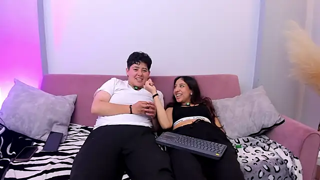 Gaia n Nix online show from 04/02/26, 04:30