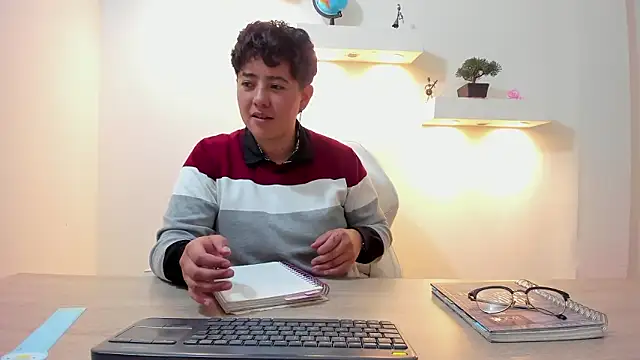 Snapshot of Gaia_n_Nix chatting on 02/17/26, 07:55 Gaia n Nix online show from 02/17/26, 07:55