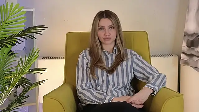 Snapshot of EclipseUrge chatting on 02/12/26, 08:36 EclipseUrge online show from 02/12/26, 08:36