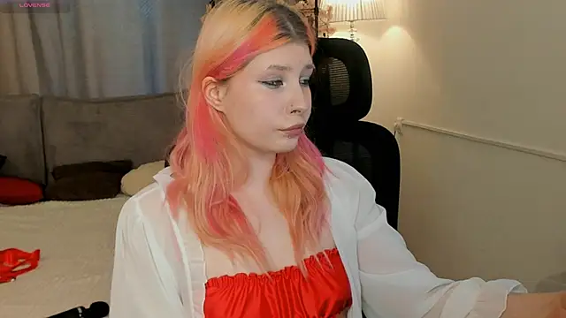 WarmAtEdges online show from 03/21/26, 02:43