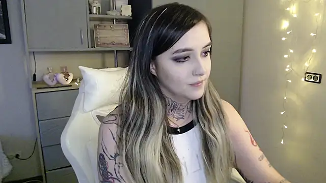 Rin Tozier online show from 04/06/26, 01:45