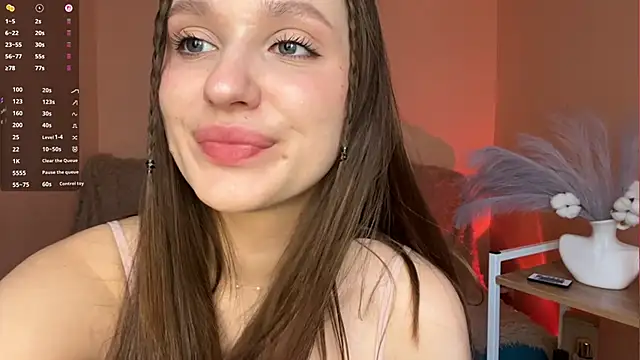 Snapshot of LilliHudons chatting on 02/16/26, 09:19 LilliHudons online show from 02/16/26, 09:19