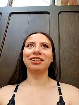 Snapshot of Mei_hells chatting on 02/27/26, 08:19 Mei hells online show from 02/27/26, 08:19