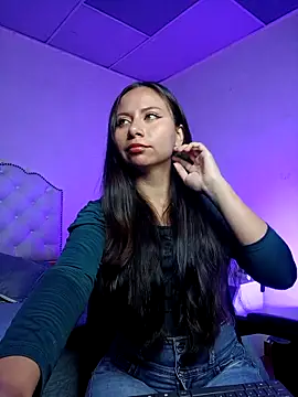 Snapshot of Mei_hells chatting on 02/28/26, 06:18 Mei hells online show from 02/28/26, 06:18