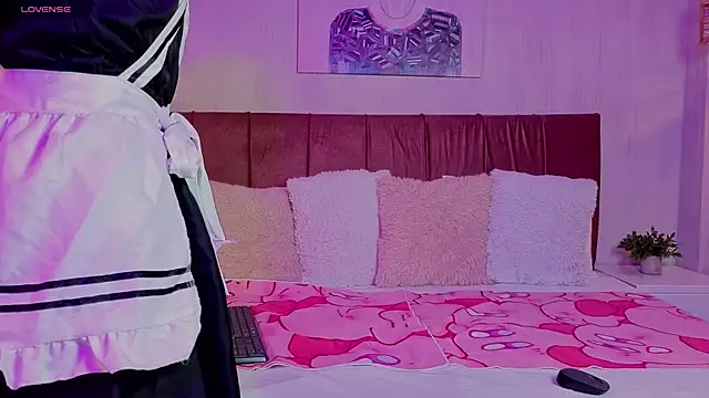 emma wilder  online show from 04/08/26, 07:15