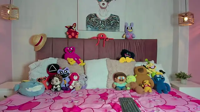 Snapshot of emma_wilder_ chatting on 02/21/26, 08:11 emma wilder online show from 02/21/26, 08:11