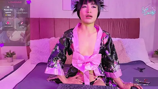 emma wilder  online show from 03/13/26, 07:41